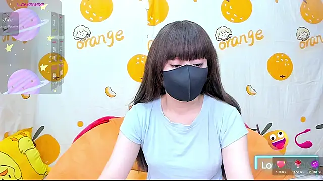 alonelove   online show from November 26, 2025, 2:23 am