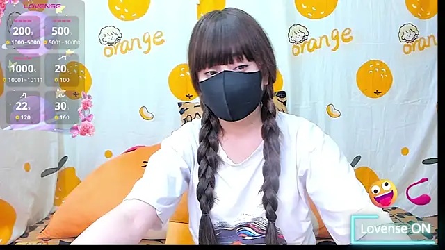 Snapshot of alonelove__ chatting on February 1, 2026, 2:43 am alonelove online show from February 1, 2026, 2:43 am