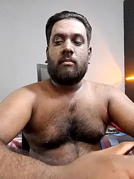 Snapshot of Rayansmith_ chatting on February 17, 2025, 10:51 am Rayansmith online show from February 17, 2025, 10:51 am