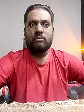 Snapshot of Rayansmith_ chatting on February 17, 2025, 10:36 pm Rayansmith online show from February 17, 2025, 10:36 pm