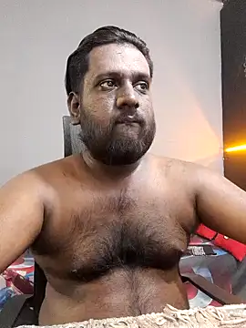 Snapshot of Rayansmith_ chatting on February 20, 2025, 8:39 am Rayansmith online show from February 20, 2025, 8:39 am