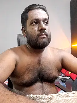 Snapshot of Rayansmith_ chatting on February 21, 2025, 9:45 am Rayansmith online show from February 21, 2025, 9:45 am