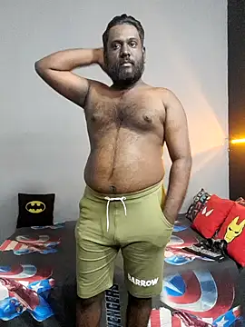 Snapshot of Rayansmith_ chatting on February 21, 2025, 12:50 pm Rayansmith online show from February 21, 2025, 12:50 pm