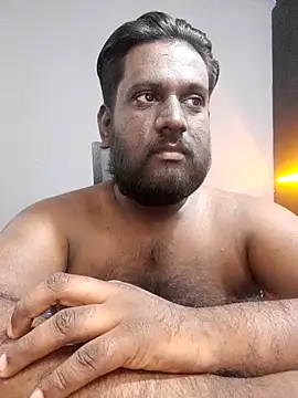 Snapshot of Rayansmith_ chatting on February 23, 2025, 2:07 am Rayansmith online show from February 23, 2025, 2:07 am