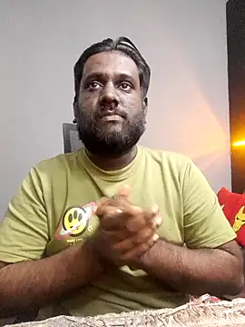 Snapshot of Rayansmith_ chatting on March 1, 2025, 7:37 pm Rayansmith online show from March 1, 2025, 7:37 pm