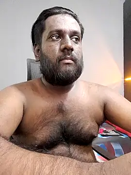 Snapshot of Rayansmith_ chatting on March 5, 2025, 10:44 am Rayansmith online show from March 5, 2025, 10:44 am