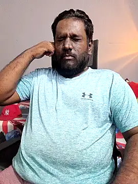 Snapshot of Rayansmith_ chatting on March 14, 2025, 1:46 pm Rayansmith online show from March 14, 2025, 1:46 pm