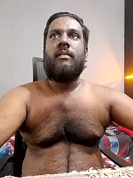 Snapshot of Rayansmith_ chatting on March 17, 2025, 5:34 am Rayansmith online show from March 17, 2025, 5:34 am