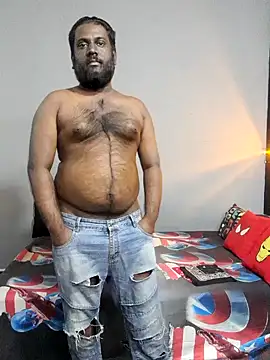 Snapshot of Rayansmith_ chatting on March 20, 2025, 2:19 am Rayansmith online show from March 20, 2025, 2:19 am