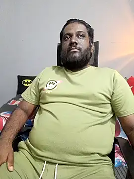 Snapshot of Rayansmith_ chatting on March 20, 2025, 9:24 pm Rayansmith online show from March 20, 2025, 9:24 pm