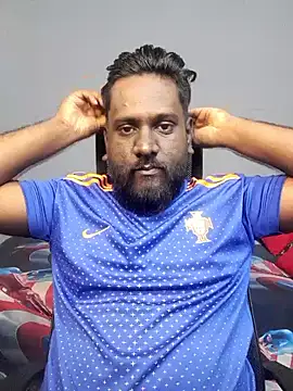 Snapshot of Rayansmith_ chatting on September 19, 2025, 11:05 pm Rayansmith online show from September 19, 2025, 11:05 pm