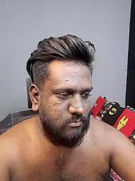 Snapshot of Rayansmith_ chatting on September 24, 2025, 9:18 pm Rayansmith online show from September 24, 2025, 9:18 pm