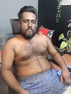 Snapshot of Rayansmith_ chatting on September 29, 2025, 2:27 am Rayansmith online show from September 29, 2025, 2:27 am