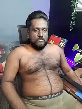 Snapshot of Rayansmith_ chatting on October 2, 2025, 1:23 am Rayansmith online show from October 2, 2025, 1:23 am