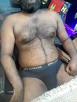 Snapshot of Rayansmith_ chatting on October 2, 2025, 1:29 pm Rayansmith online show from October 2, 2025, 1:29 pm