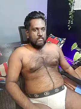 Snapshot of Rayansmith_ chatting on October 3, 2025, 1:57 am Rayansmith online show from October 3, 2025, 1:57 am