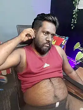 Snapshot of Rayansmith_ chatting on October 5, 2025, 11:24 pm Rayansmith online show from October 5, 2025, 11:24 pm