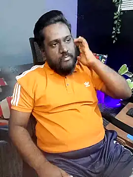 Snapshot of Rayansmith_ chatting on October 11, 2025, 8:51 pm Rayansmith online show from October 11, 2025, 8:51 pm