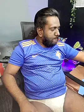 Snapshot of Rayansmith_ chatting on October 16, 2025, 9:16 pm Rayansmith online show from October 16, 2025, 9:16 pm