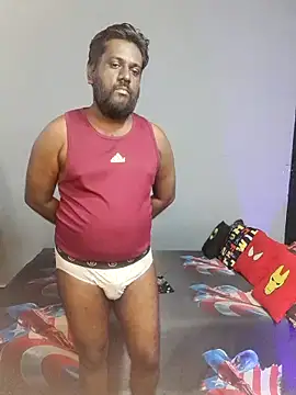 Snapshot of Rayansmith_ chatting on October 19, 2025, 10:54 pm Rayansmith online show from October 19, 2025, 10:54 pm