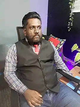 Snapshot of Rayansmith_ chatting on October 31, 2025, 10:33 pm Rayansmith online show from October 31, 2025, 10:33 pm