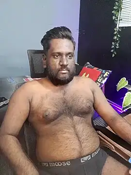 Snapshot of Rayansmith_ chatting on November 4, 2025, 1:10 pm Rayansmith online show from November 4, 2025, 1:10 pm