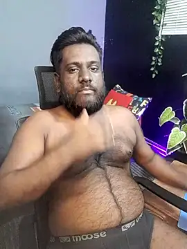 Snapshot of Rayansmith_ chatting on November 5, 2025, 2:28 pm Rayansmith online show from November 5, 2025, 2:28 pm