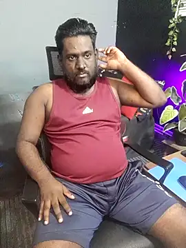 Snapshot of Rayansmith_ chatting on November 13, 2025, 10:41 pm Rayansmith online show from November 13, 2025, 10:41 pm