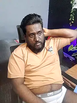 Snapshot of Rayansmith_ chatting on November 16, 2025, 1:11 am Rayansmith online show from November 16, 2025, 1:11 am