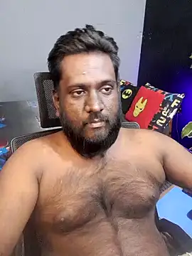 Snapshot of Rayansmith_ chatting on November 18, 2025, 4:00 pm Rayansmith online show from November 18, 2025, 4:00 pm