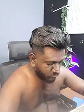 Snapshot of Rayansmith_ chatting on December 2, 2025, 12:54 pm Rayansmith online show from December 2, 2025, 12:54 pm