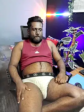 Snapshot of Rayansmith_ chatting on December 14, 2025, 11:20 pm Rayansmith online show from December 14, 2025, 11:20 pm