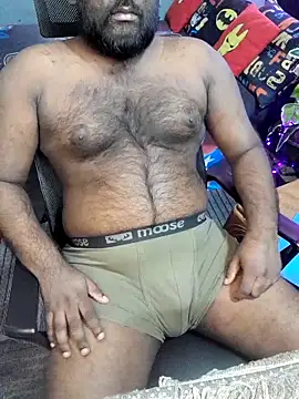 Snapshot of Rayansmith_ chatting on December 20, 2025, 12:01 pm Rayansmith online show from December 20, 2025, 12:01 pm