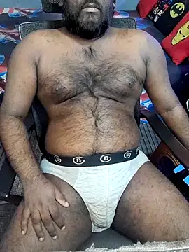 Snapshot of Rayansmith_ chatting on December 21, 2025, 10:50 pm Rayansmith online show from December 21, 2025, 10:50 pm