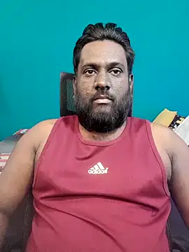 Snapshot of Rayansmith_ chatting on February 13, 2026, 12:01 pm Rayansmith online show from February 13, 2026, 12:01 pm