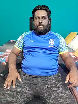 Snapshot of Rayansmith_ chatting on February 16, 2026, 11:17 am Rayansmith online show from February 16, 2026, 11:17 am