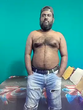 Snapshot of Rayansmith_ chatting on February 16, 2026, 11:23 pm Rayansmith online show from February 16, 2026, 11:23 pm