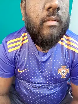 Snapshot of Rayansmith_ chatting on February 28, 2026, 10:33 pm Rayansmith online show from February 28, 2026, 10:33 pm