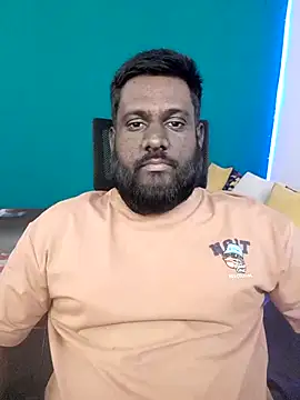 Snapshot of Rayansmith_ chatting on March 7, 2026, 10:07 pm Rayansmith online show from March 7, 2026, 10:07 pm