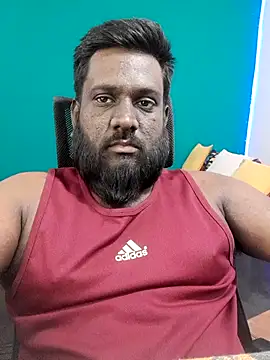 Snapshot of Rayansmith_ chatting on March 18, 2026, 11:19 pm Rayansmith online show from March 18, 2026, 11:19 pm