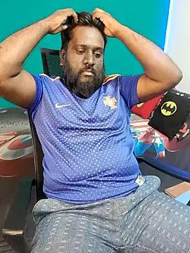 Snapshot of Rayansmith_ chatting on March 27, 2026, 1:22 am Rayansmith online show from March 27, 2026, 1:22 am