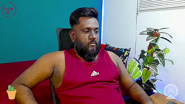 Snapshot of Rayansmith_ chatting on April 7, 2026, 9:15 pm Rayansmith online show from April 7, 2026, 9:15 pm