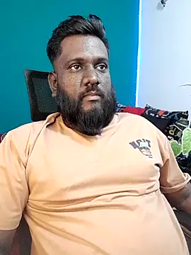 Snapshot of Rayansmith_ chatting on April 8, 2026, 9:59 pm Rayansmith online show from April 8, 2026, 9:59 pm