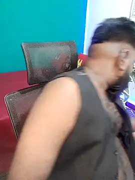 Snapshot of Rayansmith_ chatting on April 9, 2026, 9:09 pm Rayansmith online show from April 9, 2026, 9:09 pm