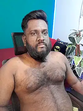 Snapshot of Rayansmith_ chatting on April 10, 2026, 10:03 pm Rayansmith online show from April 10, 2026, 10:03 pm