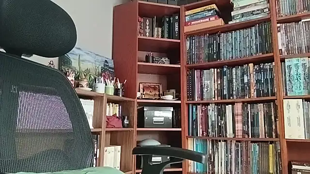 Mandra is a whore online show from November 18, 2025, 10:41 am