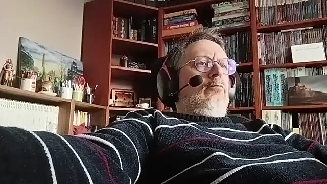 Mandra is a whore online show from December 1, 2025, 9:14 am