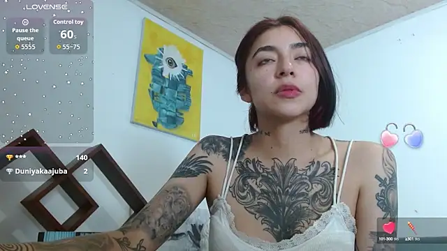 ZoeBakers  online show from October 1, 2025, 4:18 am