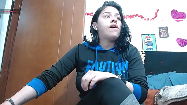 Saray extrovert  online show from October 20, 2025, 5:08 am