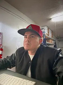 PeterGrandee online show from December 4, 2024, 5:55 pm